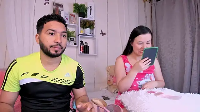 Idara and Edahi01 online show from 03-22-25, 04:58