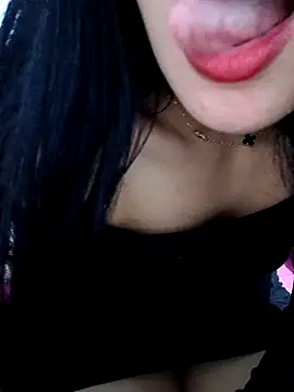 Fatina111 online show from 03-19-26, 04:49