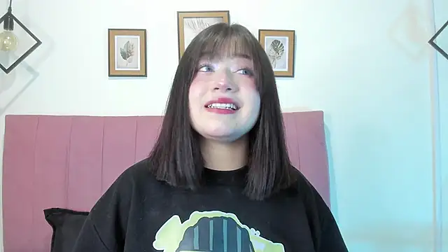 Snapshot of GENNESIS_LOVE chatting on 11-19-25, 03:50 GENNESIS LOVE online show from 11-19-25, 03:50