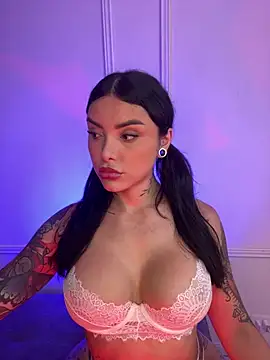 Snapshot of Ela_Doll_ chatting on 01-16-25, 09:08 Ela Doll online show from 01-16-25, 09:08