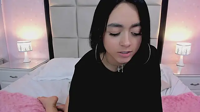 HannaClarrk  online show from 01-28-25, 02:42