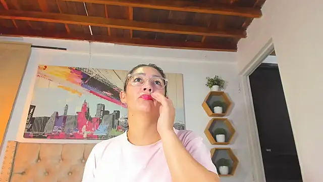 Anya Texas online show from 01-31-25, 12:50