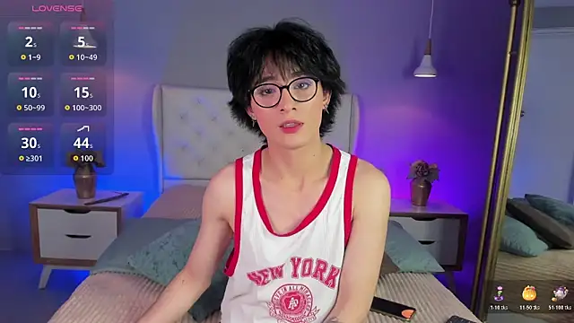 cherryy boy online show from 10-27-25, 08:35