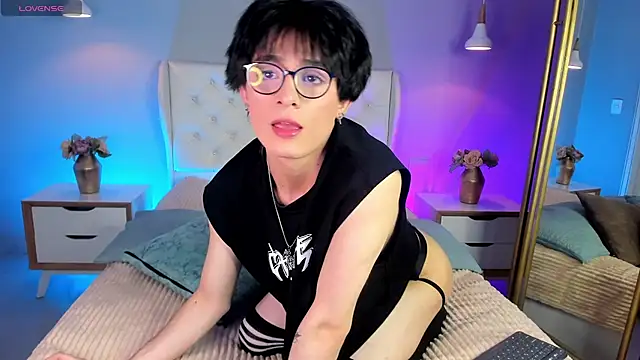 cherryy boy online show from 11-15-25, 08:38