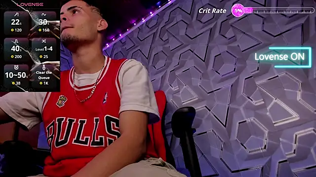  white fox 1 online show from 11-26-25, 05:08