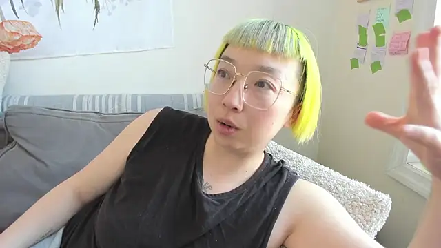 luxgray online show from 04-10-26, 06:45