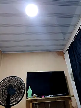 Liancy online show from 02-11-26, 02:27