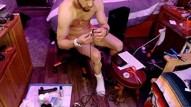 tongueispowerr6d9 online show from 02-21-25, 09:34