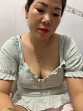 Baby-bigtits online show from 03-12-25, 06:29