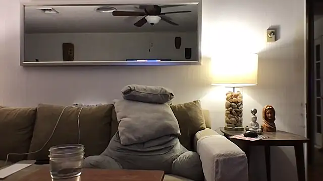 Rock Pierce online show from 03-05-26, 01:01