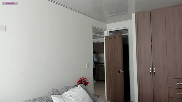 Im coco online show from 02-06-25, 02:37