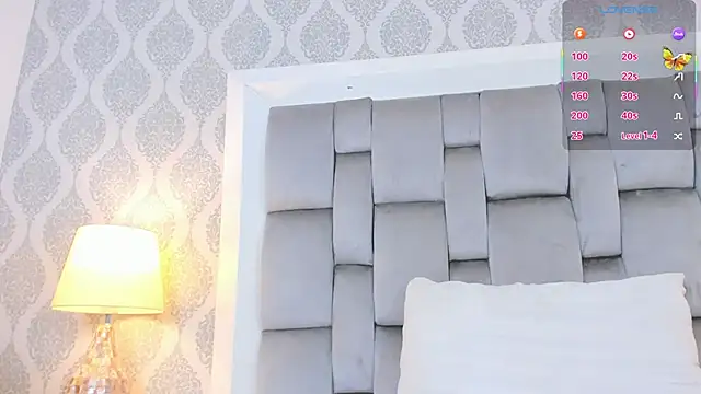 Snapshot of Roma__love chatting on 11-09-25, 11:52 Roma love online show from 11-09-25, 11:52