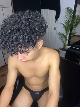 Snapshot of DavidfullOFlove chatting on 11-13-25, 05:23 DavidfullOFlove online show from 11-13-25, 05:23