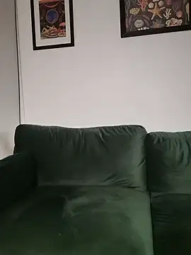 Redfloweer1 online show from 02-16-25, 11:59