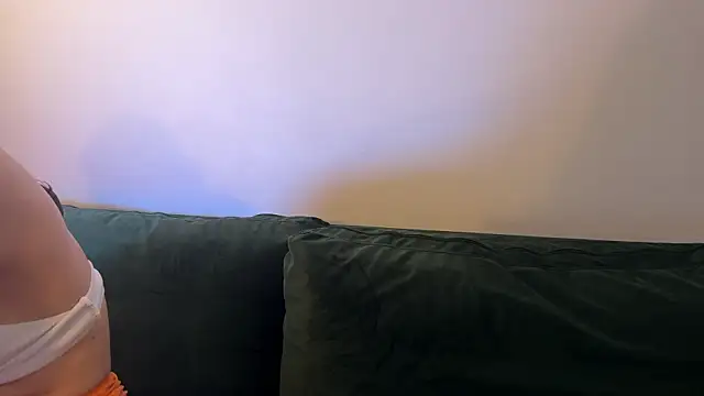 Redfloweer1 online show from 03-20-26, 12:32