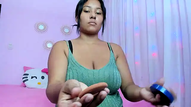 Snapshot of ariel_milk chatting on 03-01-25, 07:04 ariel milk online show from 03-01-25, 07:04