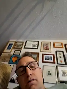 Snapshot of bibananaman chatting on 04-28-26, 03:55 bibananaman online show from 04-28-26, 03:55