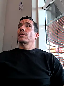 Lord Two online show from 10-25-25, 04:24