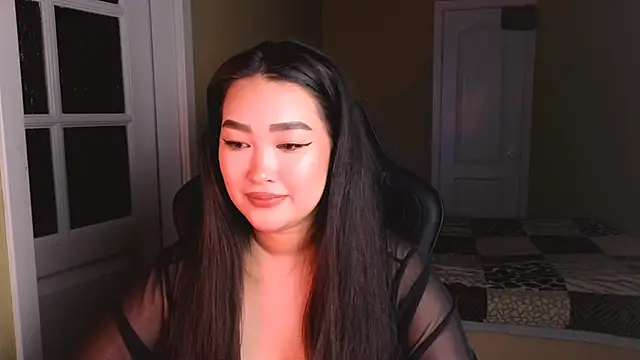 Erica Wayne online show from 12-19-24, 02:57