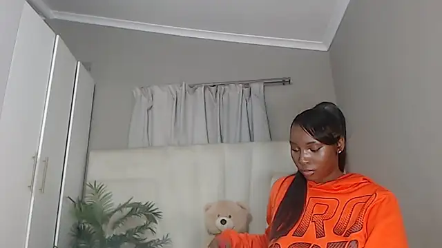 naughtyblackdolie online show from 02-19-26, 03:02