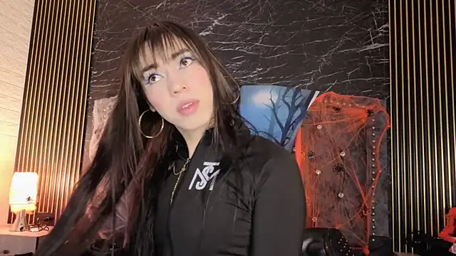 diosagolden online show from 10-18-25, 08:53