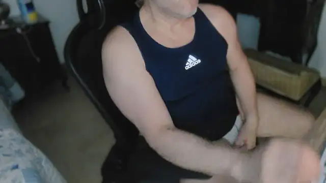 Snapshot of slzypvtpig chatting on 11-20-25, 12:05 slzypvtpig online show from 11-20-25, 12:05