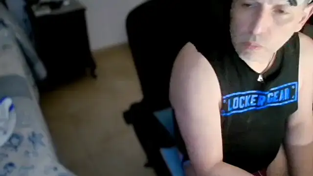 slzypvtpig online show from 03-24-26, 06:07