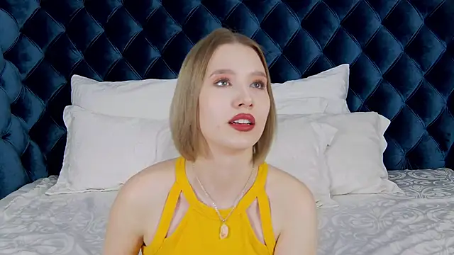 LiliLinn online show from 02-21-25, 11:01