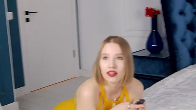 LiliLinn online show from 02-21-25, 02:06