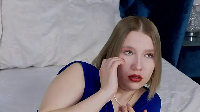 LiliLinn online show from 02-27-25, 04:52