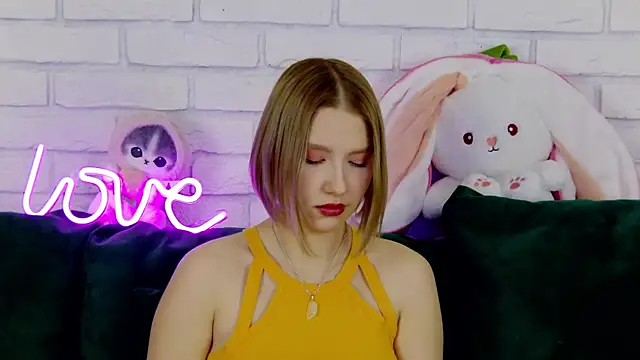 LiliLinn online show from 03-05-25, 05:07