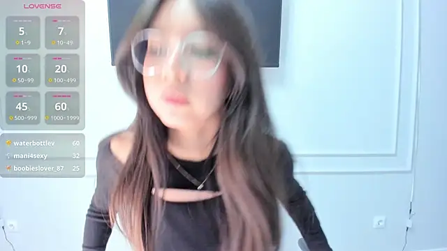 Snapshot of Miwa_Kasumi chatting on 03-07-25, 06:43 Miwa Kasumi online show from 03-07-25, 06:43
