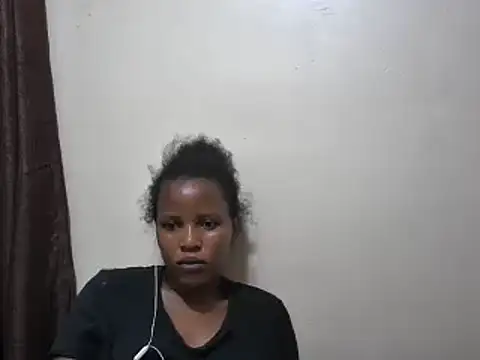 Snapshot of afrikaqueen chatting on 01-26-25, 08:56 afrikaqueen online show from 01-26-25, 08:56