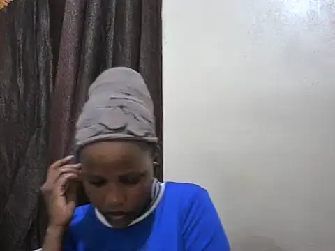 Snapshot of afrikaqueen chatting on 03-20-25, 08:19 afrikaqueen online show from 03-20-25, 08:19