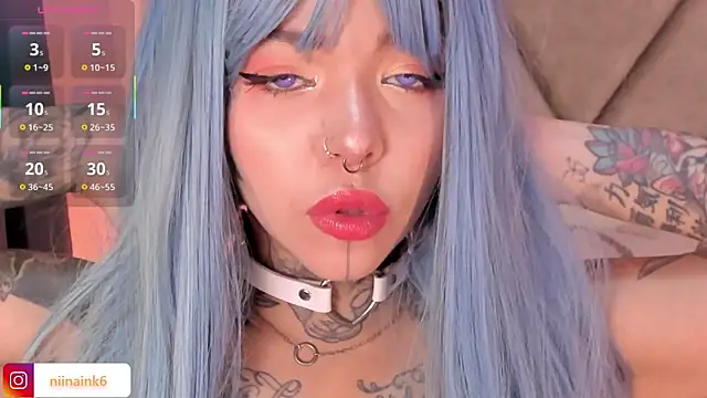 Snapshot of NinaInk chatting on 10-14-25, 01:01 NinaInk online show from 10-14-25, 01:01