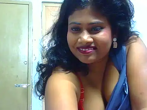 Snapshot of sexy_roma chatting on 12-22-24, 11:54 sexy roma online show from 12-22-24, 11:54