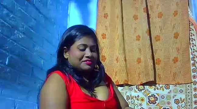 Snapshot of sexy_roma chatting on 01-25-25, 09:26 sexy roma online show from 01-25-25, 09:26