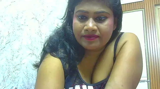 Snapshot of sexy_roma chatting on 03-08-25, 05:54 sexy roma online show from 03-08-25, 05:54