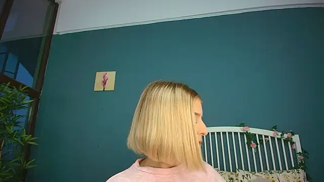 AlicePirs online show from 10-10-25, 04:22