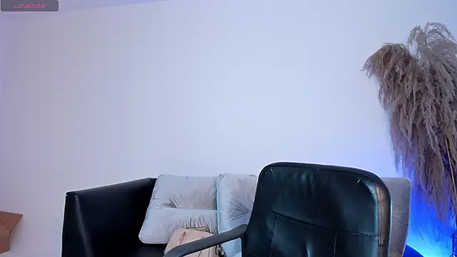 Snapshot of Alessia_Taylorr chatting on 12-02-25, 11:48 Alessia Taylorr online show from 12-02-25, 11:48