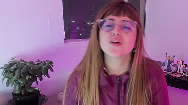 tekila   online show from 04-15-26, 12:28