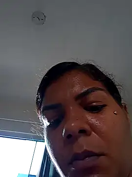 Indiazinhax online show from 03-18-25, 05:10