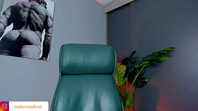 noah crux online show from 03-27-26, 04:07