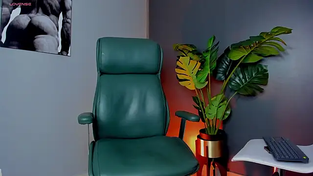 noah crux online show from 03-29-26, 02:11