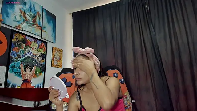 Snapshot of Valeria_Fitness chatting on 07-19-26, 08:01 Valeria Fitness online show from 07-19-26, 08:01