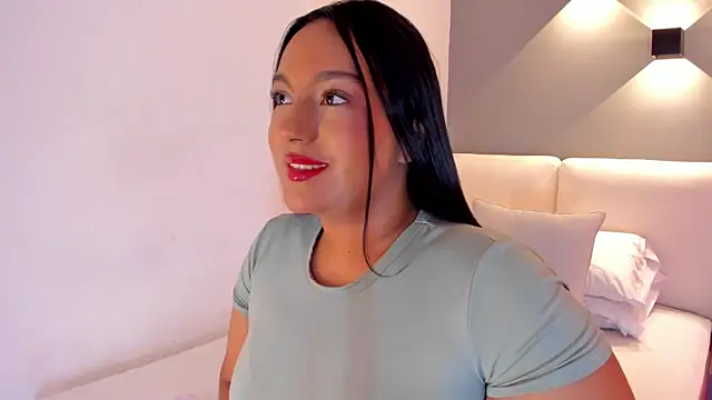 ellamontoya online show from 09-15-25, 10:59