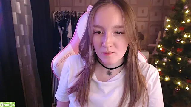 MoonlishSiren online show from 01-31-25, 11:45