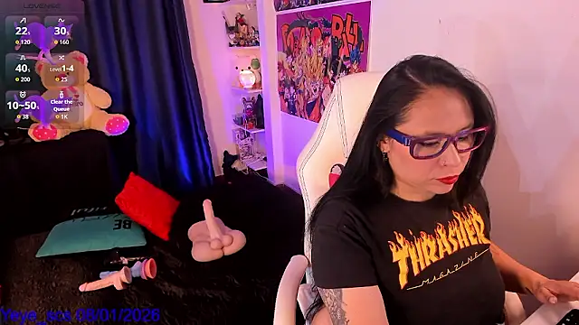 Snapshot of Yeye_scs chatting on 01-09-26, 02:36 Yeye scs online show from 01-09-26, 02:36