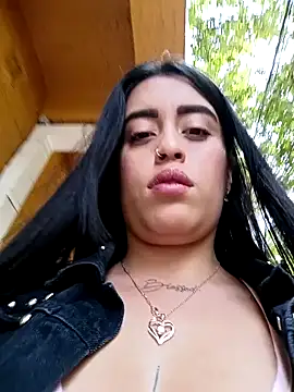 Snapshot of Freyja300 chatting on 12-20-24, 03:42 Freyja300 online show from 12-20-24, 03:42