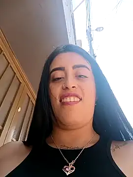 Snapshot of Freyja300 chatting on 01-15-25, 05:37 Freyja300 online show from 01-15-25, 05:37